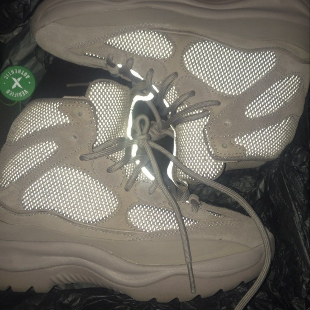 Yeezy boot season 7